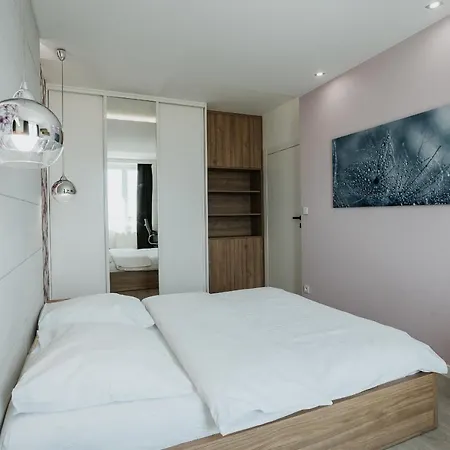 Sky Mountain View Free Parking Apartment Krakow Exterior photo